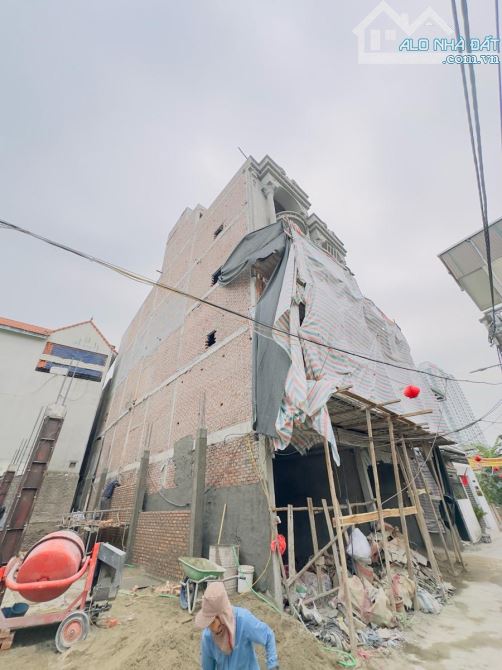 Nhà Khuyến Lương Mới Đẹp, Thang Máy, ô tô7chỗ ngủ trong nha& Vô Vàn Tiện Ích, 45m2, 9.4 tỷ - 2