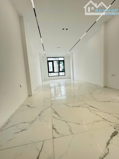 BÁN NHÀ PHỐ KIM GIANG, Ô TÔ KINH DOANH NGÕ THÔNG HAI THOÁNG, THANG MÁY 50M2 6T GIÁ 12.6 TỶ - 2