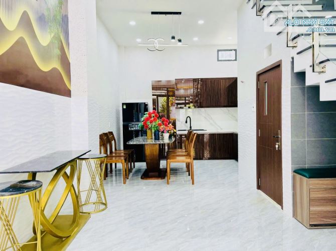 BÁN NHÀ ĐẸP PHAN HUY ÍCH – HẺM XE TẢI 8M – 3 TẦNG – THU NHẬP ỔN ĐỊNH – CHỈ NHỈNH 7 TỶ - 2