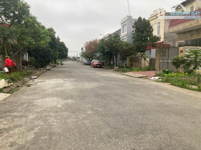 Chính chủ gửi bán đất Mặt đường 15m áp dân Đất tái định cư Gốc Lim, Đằng Hải - 2