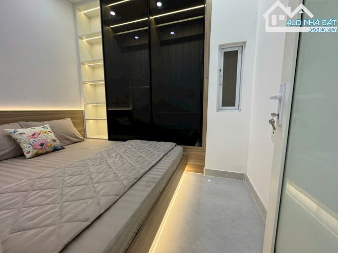 NHÀ 3,5LẦU HXH ĐƯỜNG PHAN ĐÌNH PHÙNG , P1 , QUẬN - PN - 2