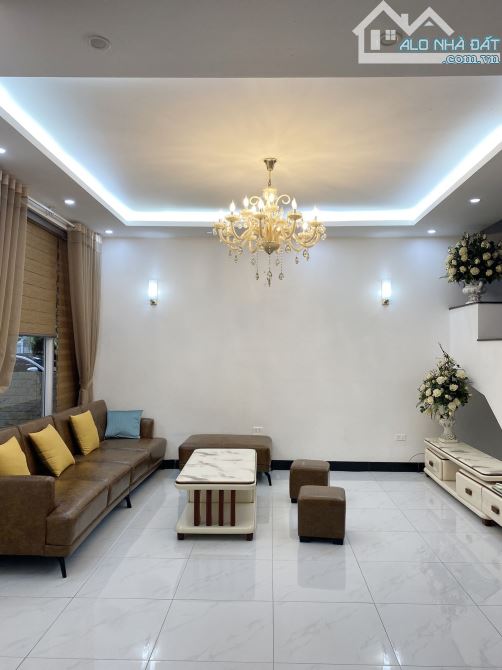 Cho thuê biệt thự Palm Garden Việt Hưng, 150m2 x 4 tầng, 28tr/t - 2