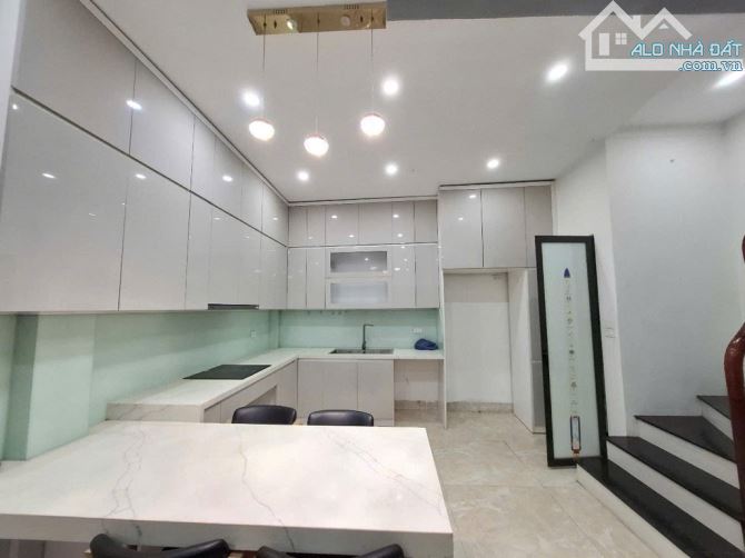Bán Nhà mới Lê#Đức#Thọ OTO ĐỖ CỔNG 5 tầng. 9ty3- tặng FULL NỘI THẤT - NHIỀU PHÒNG - 2
