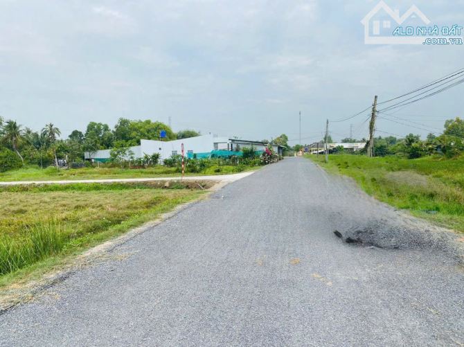Bán đất MT nhựa Nguyễn Văn Mỹ DT 5x27 Gía 730tr Bình Tịnh Tân Trụ Long An - 2