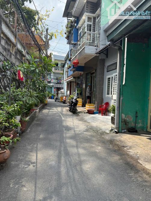 Bán Nhà 1 trệt 1 lầu đường xe ô tô, Cách Chợ Lái Thiêu đúng 200m - 2