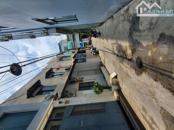 Cho thuê nhà nguyên căn hẻm xe hơi Lý Thường Kiệt P9, Tân Bình - 2