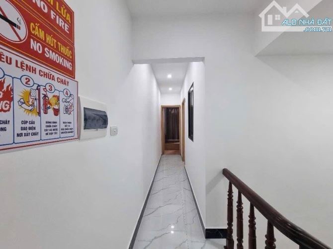 BÁN TÒA CHDV CAO CẤP ĐỐNG ĐA - 10 PHÒNG KHÉP KÍN FULL ĐỒ - D.THU 45TR/THÁNG-PCCC- 9.5 TỶ. - 2