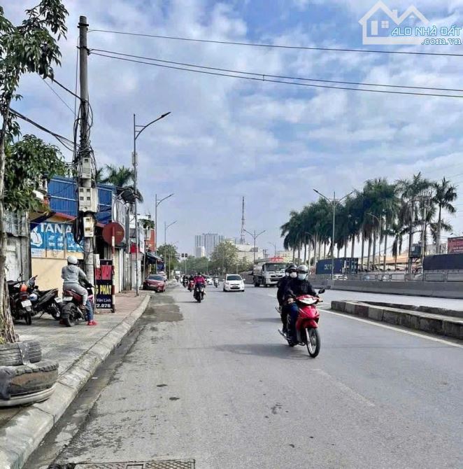 Mặt đường Nguyễn Văn Linh, 164m, có nhà xưởng, gần AEON, Giá 9 tỉ - 2