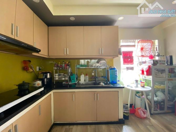 Gần Tô Hiệu - giáp quận 11 - 44m2 - 4 tầng - 6pn - đường 4m - FULL nội thất - hơn 5tỷ - 2