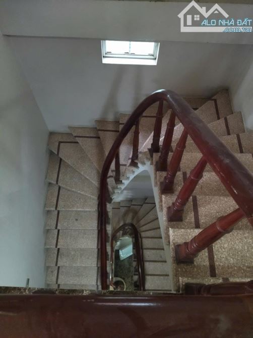 Bán Nhà ô tô đỗ, Thuý Lĩnh, Lĩnh Nam, Hoàng Mai. Gần Nguyễn Khoái. 68 m2. Giá : 10,5 Tỷ - 2