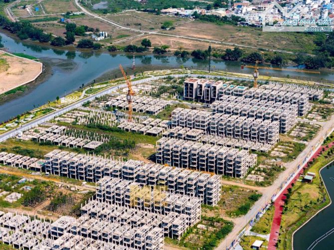 Nhà vườn SOLA bán đảo Ánh Dương The Global City, giá tốt, giai đoạn 1 - 2