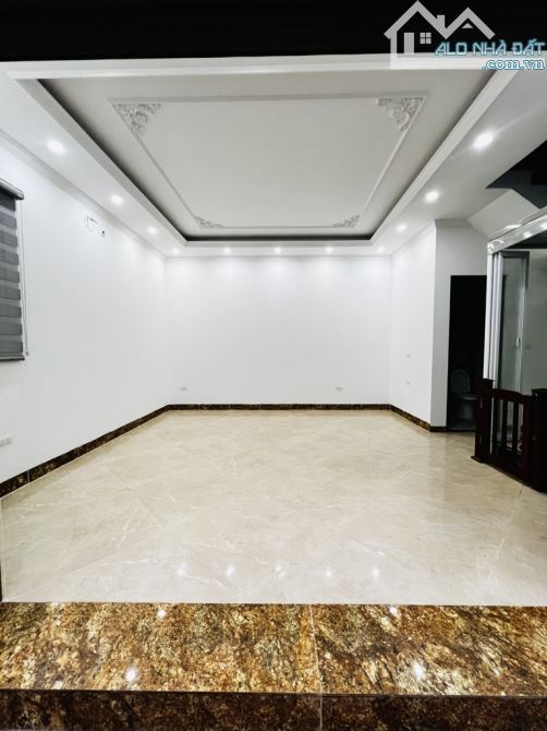 🏠 NHÀ MỚI, LÔ GÓC, 2 THOÁNG, THANG MÁY, Ô TÔ ĐỖ CỬA. HÀNG XÓMPARKCITY: 9,2 TỶ - 2