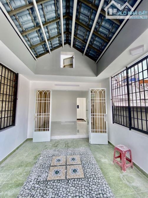 Ngay 3/2 Quận 10-37M2-4 TẦNG- HẺM XH cách 1 căn --chỉ Nhỉnh 7Tỷ - 2
