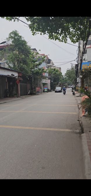 HIẾM TRỤC CHÍNH LÔ GÓC GIÁP HƯƠNG MẠC  ĐẠI HẠ GIÁ 2X TR/1M NHÀ 3T ĐẸP100M2 - 3