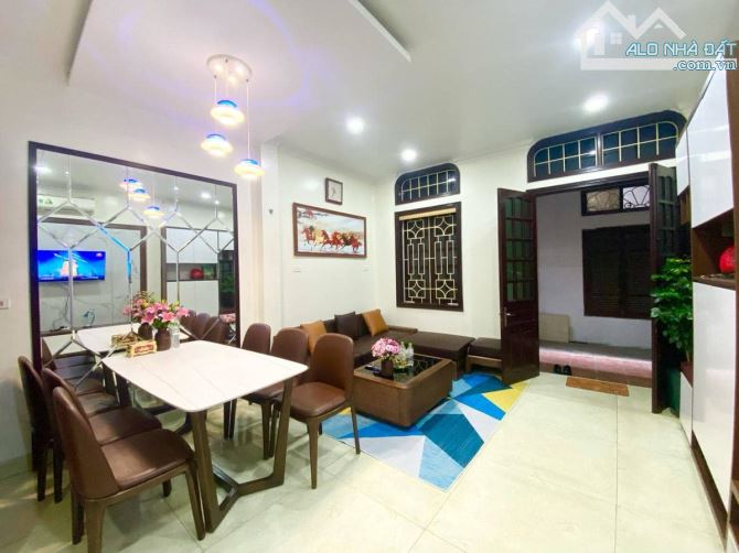 BÁN NHÀ NGUYỄN VIẾT XUÂN,THANH XUÂN, NHÀ DÂN XÂY, NỘI THẤT XỊN SÒ , 20M RA OTO , Ở SƯỚNG - 3