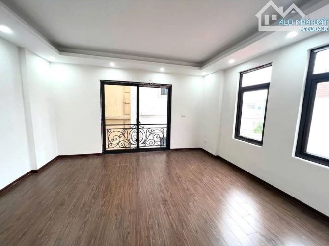 Bán nhà  Tả Thanh Oai ô tô đỗ gần nhà, ngõ nông, lô góc DT 48m,5 tầng, MT4,4m chào 7,4 tỷ - 3