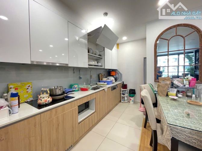 Giảm 100tr- Bán Gấp căn 84m2- 2PN- CC The Zei- Mỹ Đình- full đồ- có sổ đỏ- Nhỉnh 10 tỷ - 3