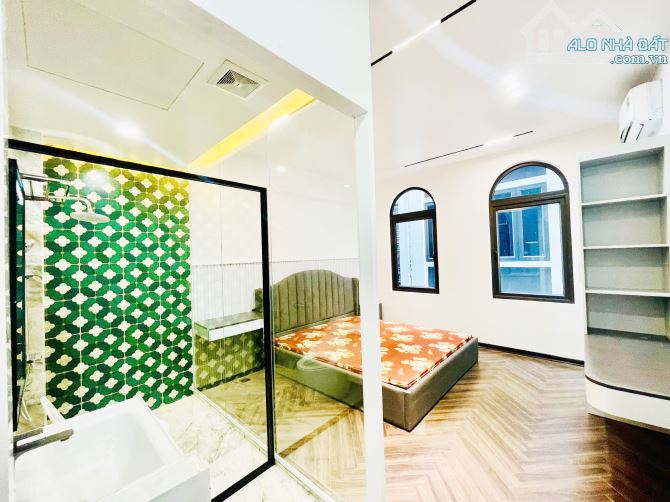 Bán nhà xây mới khu phân lô Thư Trung 2 gần đường 30m Văn Cao. DT 60m2 x 5T Thang Máy - 3