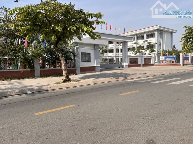 🧲🔴Nhà NGỘP BANK 180m💰6 tỷ 78 , Lê Văn Khương, Thới An, Quận 12 Dt: 7,5x24m cấp 4 Đường - 3