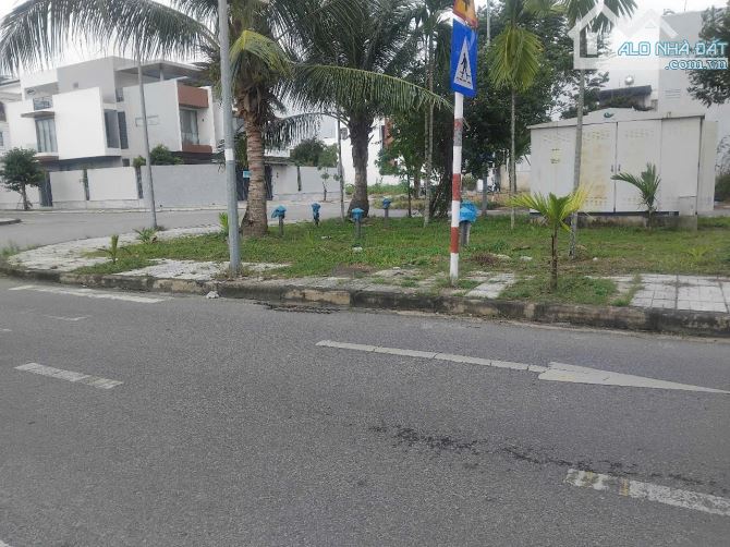 MẶT TIỀN PHAN THÁI ẤT KHU ĐÔ THỊ NGỌC BẢO VIÊN - 3