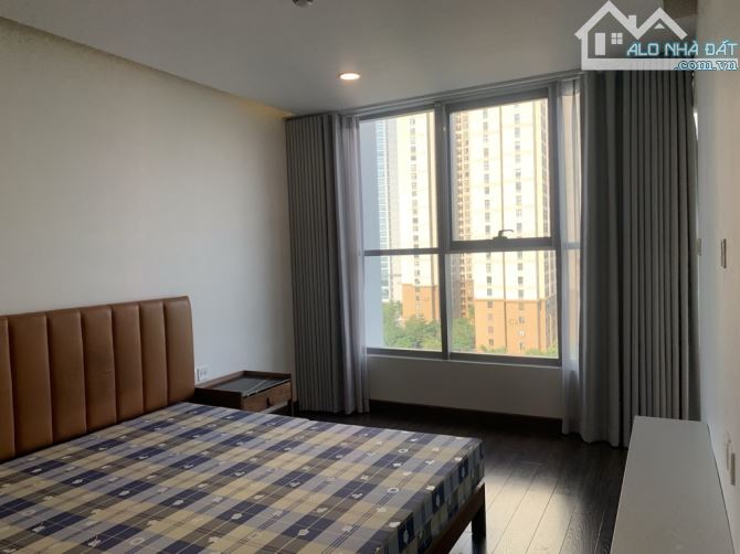 Bán căn góc Đông Nam view hồ, nội thất nhập khẩu chưa ở hết tại Long Number One, Cầu Giấy - 3