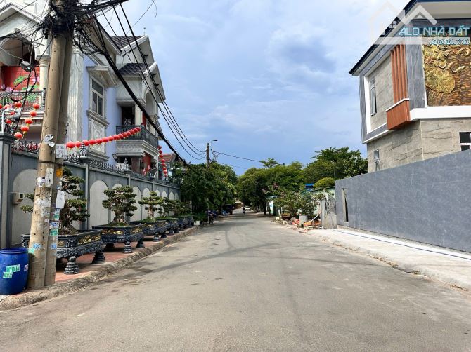 HIẾM - BÁN 2 NỀN BIỆT THỰ khu cocacola, đường linh trung ,tp.thủ đức -7.9x21,5m- giá:14 tỷ - 3