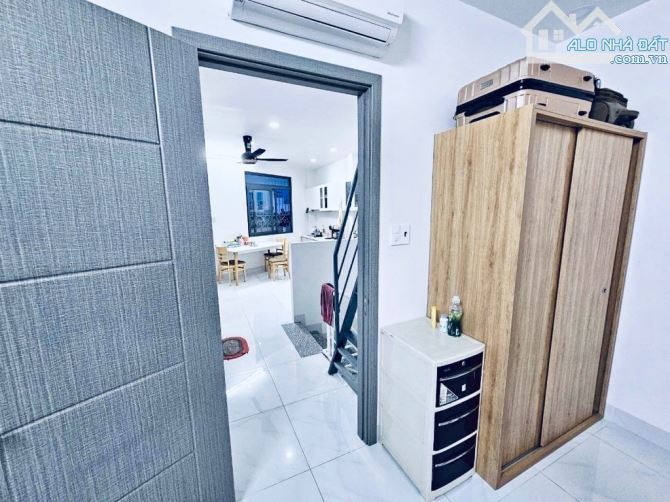 Mặt tiền Phạm Văn Đồng P.3 GV - 4 tầng 42m2 ngang 5,4m - Nhỉnh 11 tỷ - 3
