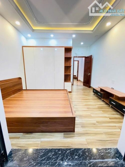 Bán nhà mặt phố đường Hồ Văn Tư, Trường Thọ, Thủ Đức - 6.5 tỷ, 56m², 3 tầng