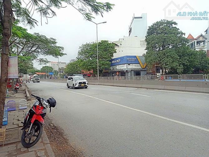 Mặt đường Nguyễn Văn Linh, 164m, có nhà xưởng, gần AEON, Giá 9 tỉ - 3