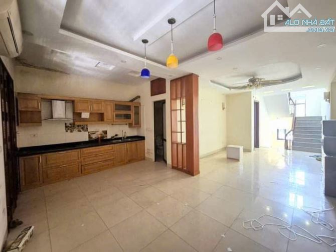 CẦN BÁN NHÀ MẶT PHỐ SA ĐÔI, 2 MẶT TIỀN TRƯỚC SAU DT90m2 4T MT6m GIÁ ĐẦU TƯ 25TỶ - 6