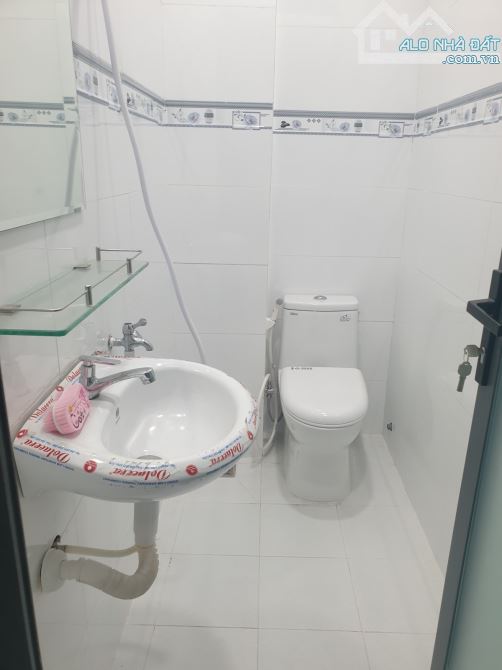 CHỈ 3,5 TỶ NHÀ MỚI 3 TẦNG 4 P. NGỦ 4,5x7,5m~32m2 Đ. LÊ VĂN LƯƠNG Q.7 - 4
