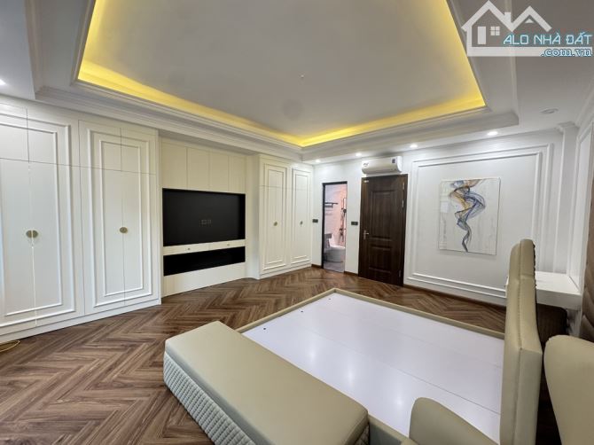 Nhà phố Nguyễn Văn Cừ – Nhà 6 tầng thang máy – Full nội thất – DT 70m² chỉ hơn 12 tỷ - 4