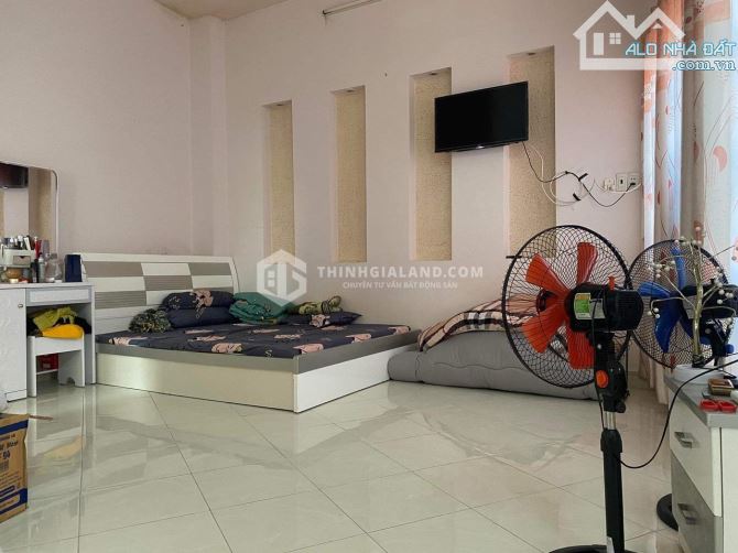 BÁN NHÀ 1 TRỆT 2 LẦU HẺM Ô TÔ_NGUYỄN TRƯỜNG TỘ_PHƯỜNG 3_VŨNG TÀU_CÁCH BÃI TRƯỚC CHỈ 500M - 4