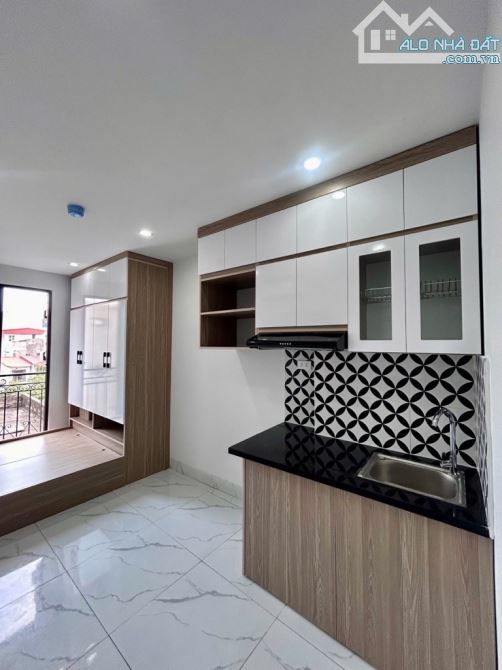 BÁN TÒA CHDV MỄ TRÌ - GẦN Ô TÔ – DT62M² – 7 TẦNG THANG MÁY – 17 PHÒNG KHÉP KÍN - ĐỦ PCCC - 4