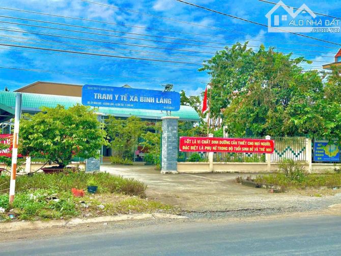 Bán đát MT nhựu Nguyễn Thị Tầm dt 1700m2 giá 1tỷ5 Bình Tịnh Tân Trụ Long An - 4