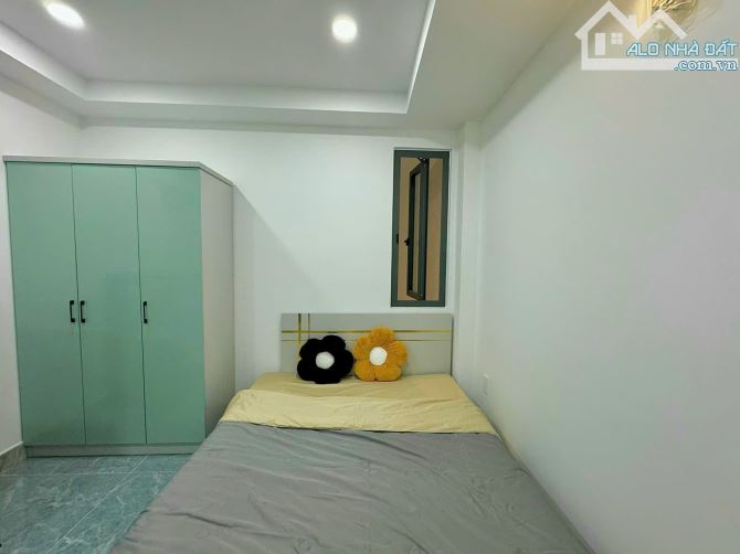 CHDV Ngay Đại Học Công Nghiệp ! DT 4.25x22m , 5 Tấm Thang Máy, Thu Nhập khoán 37 tr/tháng - 4