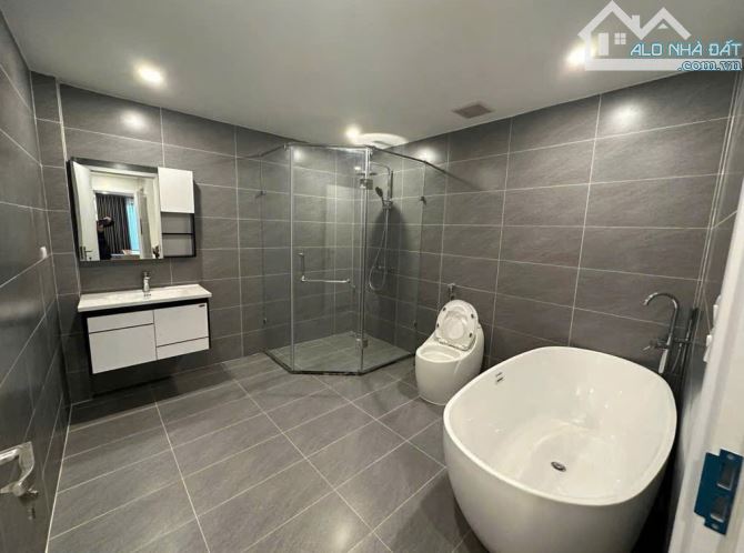 Bán nhà Thạch Bàn, Long Biên 50m2, 6 tầng, thang máy, ô tô vào nhà, ngõ thông, 10.2 tỷ - 4