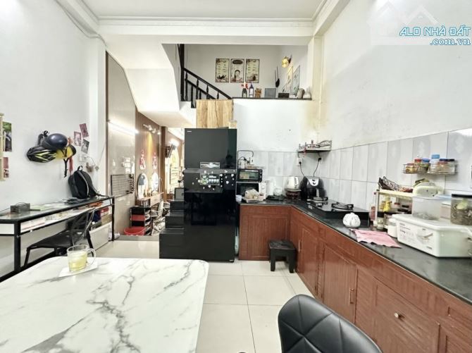 BÁN NHÀ LÊ QUANG ĐỊNH, GÒ VẤP - MẶT TIỀN KINH DOANH - NHÀ 2 TẦNG - 60M2 - NHỈNH 8 TỶ - 4