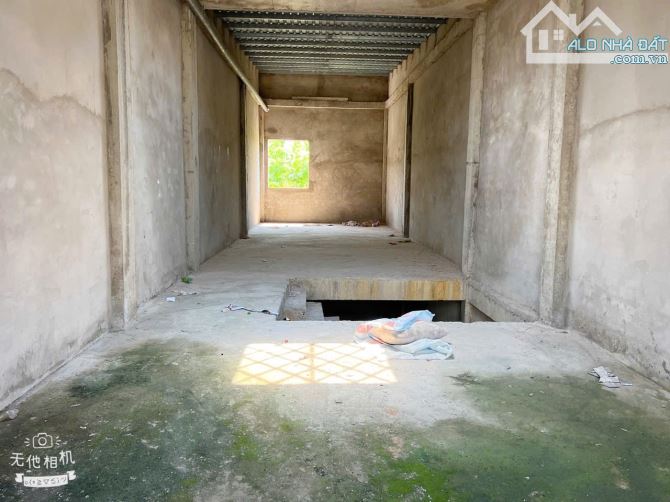 NHÀ VIEW SÔNG- 75m2- 2 Tầng- 2.5 tỷ- Sổ hồng riêng- Hoàn công - 5