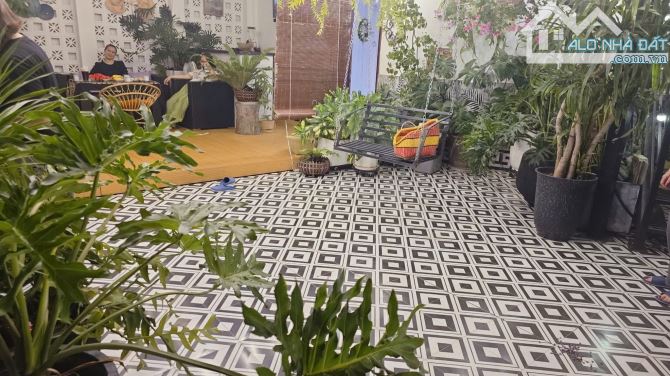 Nguyễn Khánh Toàn - siêu hiếm Tòa nhà 8 tầng mặt tiền 25m vỉa hè rộng - 5