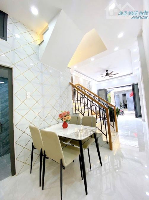 3.7❌10M, BÁN NHÀ 3 TẦNG, HXH, 1/ LÊ ĐỨC THỌ, P13 GÒ VẤP, 5.x TỶ - 5