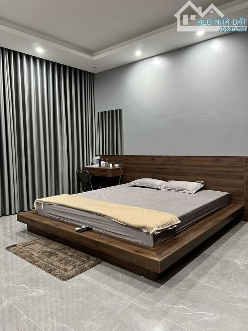 Bán nhà phố Tứ Liên, Tây Hồ, 1 nhà ra mặt phố, Thang Máy,  DT 86m2 x 5 tầng Chỉ 15.5 tỷ - 5