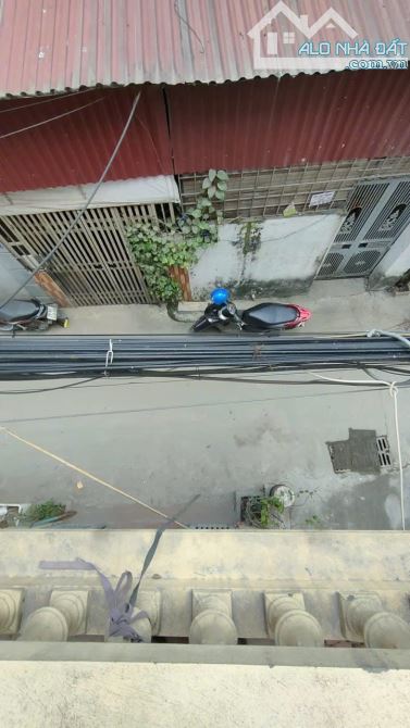 Bán Nhà ô tô đỗ, Thuý Lĩnh, Lĩnh Nam, Hoàng Mai. Gần Nguyễn Khoái. 68 m2. Giá : 10,5 Tỷ - 5