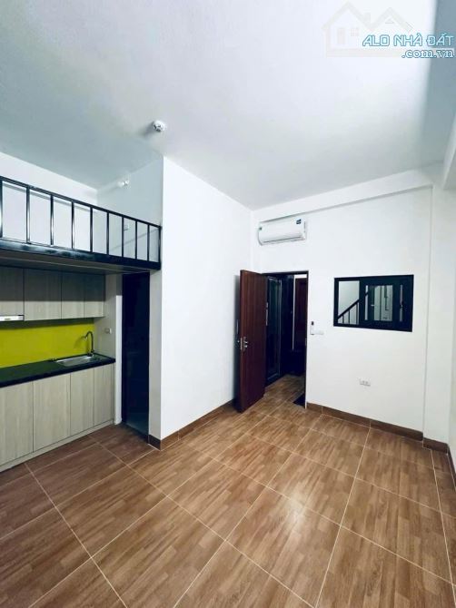 Siêu dòng tiền 10% CCMN Kim Giang 8 tầng thang máy 18 phòng doanh thu 1 tỷ giá chỉ 11 tỷ - 5