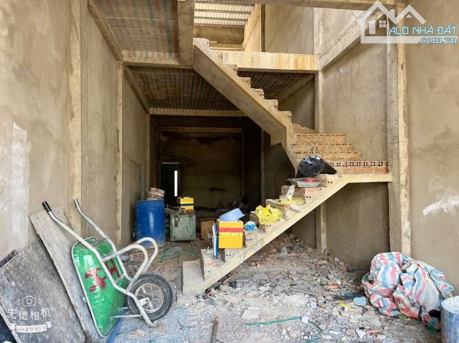 NHÀ VIEW SÔNG- 75m2- 2 Tầng- 2.5 tỷ- Sổ hồng riêng- Hoàn công - 6