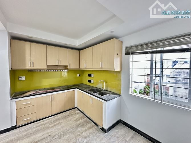 Trần Thị Báo Tân Phú 41m2 5 tầng giá chỉ 5.x tỷ - 6