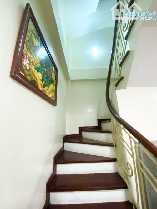 BÁN NHÀ NGUYỄN VIẾT XUÂN,THANH XUÂN, NHÀ DÂN XÂY, NỘI THẤT XỊN SÒ , 20M RA OTO , Ở SƯỚNG - 7