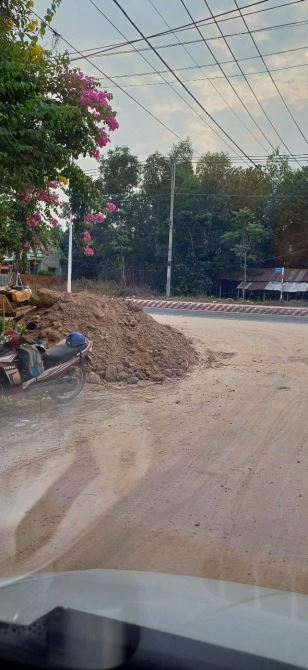 Tôi chính chủ 100%  bán nhà góc 2 mặt tiền 198m2 (9* 22),giá 1 tỷ 599, cách Tòa Thánh 2p - 8