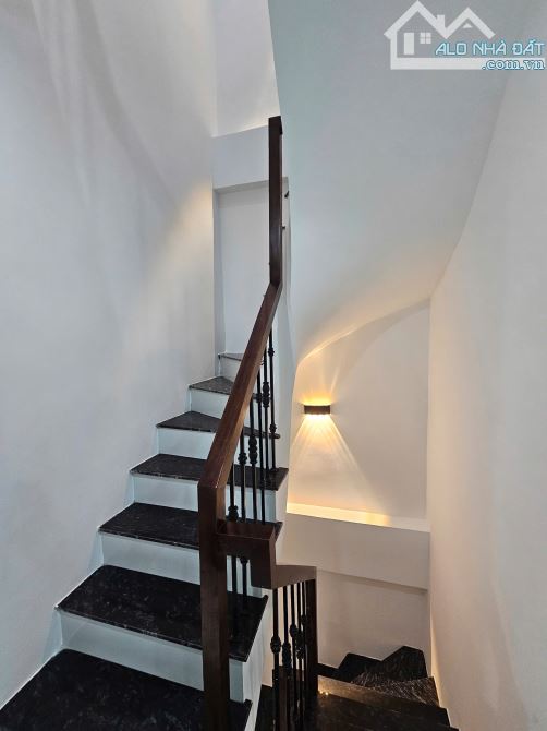 Cần bán gấp nhà dòng tiền cao phố Khuyến Lương 95m2, 7T, 27P khép kín đủ đồ, thang máy giá - 8