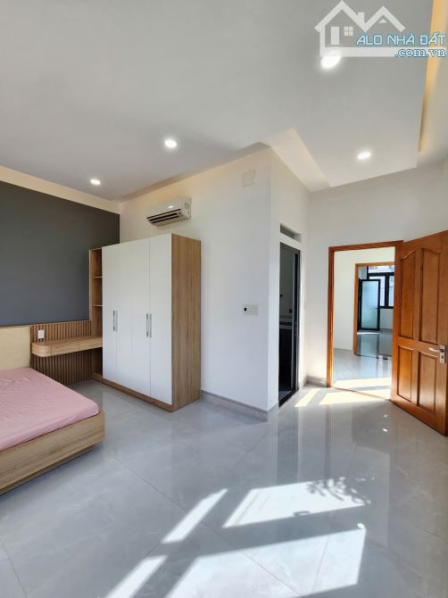 5Tỷ7__Nhà Phố Hoàn Công__góc 2 mặt tiền__đúc 3 tấm__KDC đồng bộ gần đường Liên Huyện 200m - 9